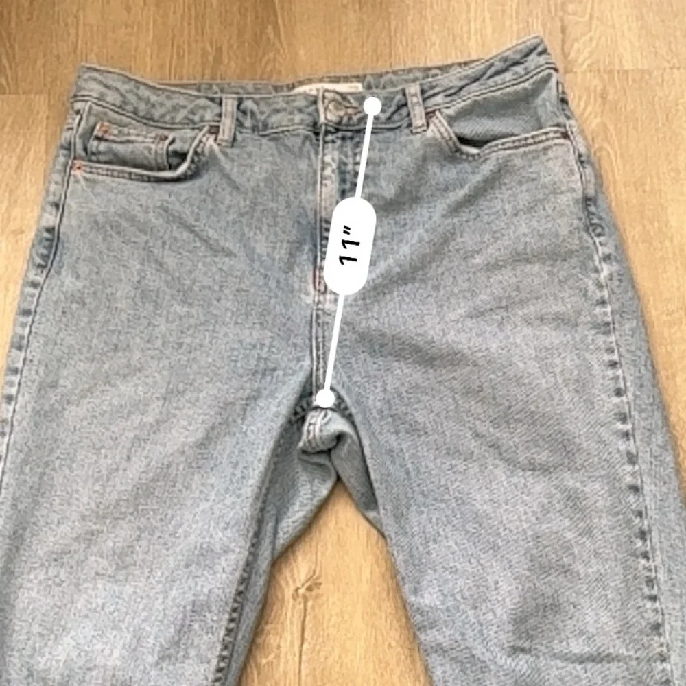 Topshop Moto Mom Jean High Rise Medium Wash size 14